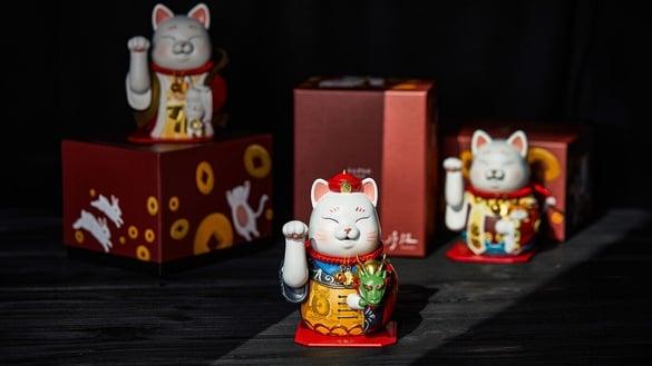 启动龙年运势的神奇招财猫！一天只能做出12支招财得猫，手工上色开运小物魅力无法挡