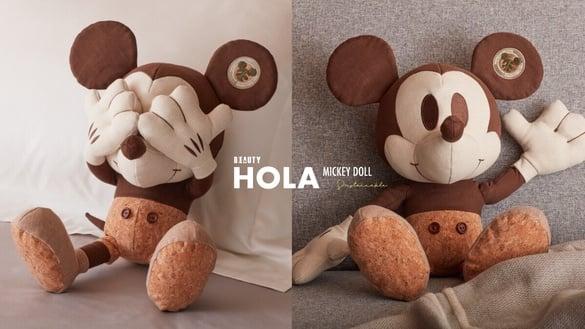 米奇粉丝必买!HOLA限定迪士尼黑标“永续米奇玩偶”开卖,超好抱、米奇手掌可吸太可爱