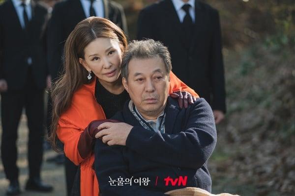 韩网《泪之女王》六大结局预测：海仁用“这个”找回记忆、金秀贤亲自透露结局是HE？ 娱乐 图2张