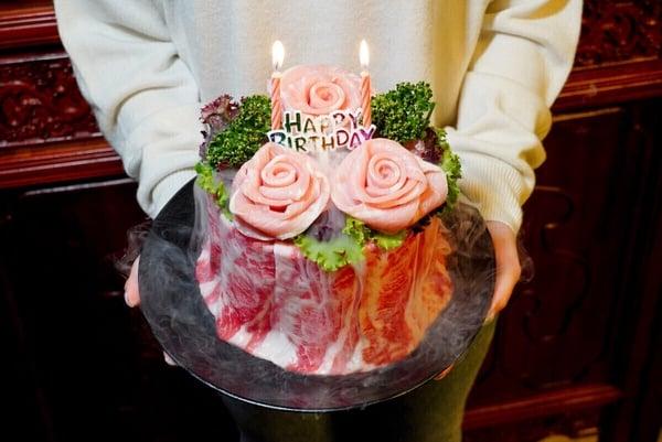 买一送一！5月生日优惠餐厅：寿星生日优惠吃到饱免费、王品买一送一、和牛吃到饱 最新 图15张