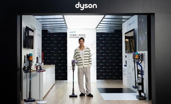 Dyson科技体验屋快闪信义香堤 爱家好男人杨祐宁担任一日店长 亲身分享独门清洁技巧