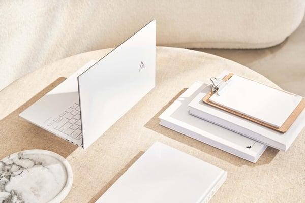 华硕10大热卖笔电推荐：高颜值AI笔电、电竞笔电，这款“双萤幕笔电”堪称CP值之最！