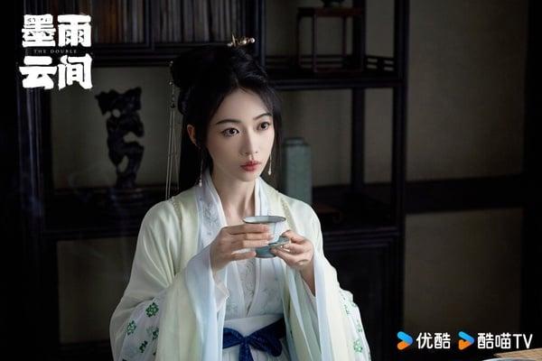 8位于正旗下电视剧明星!《墨雨云间》王星越火成下一个许凯，但她要火成下一个白鹿有点难