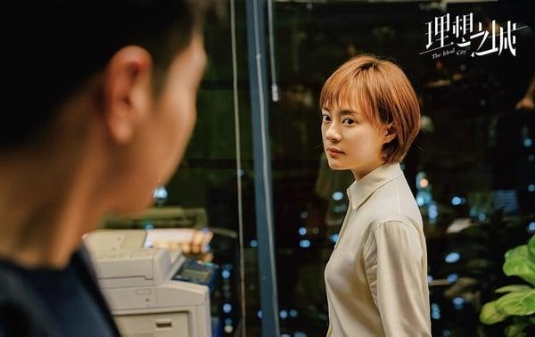 不输《玫瑰的故事》!10部“好看到停不下来”都市电视剧,第9部是现代豪门版《墨雨云间》 内容图7 新潮社-实时最新热点娱乐时尚美妆等新闻资讯网站! 不输《玫瑰的故事》!10部“好看到停不下来”都市电视剧,第9部是现代豪门版《墨雨云间》