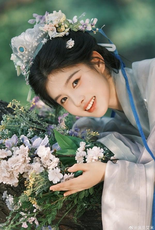 《墨雨云间》主演们的下部待播剧：王星越要和《惜花芷》的“她”配、吴谨言下部更癫？