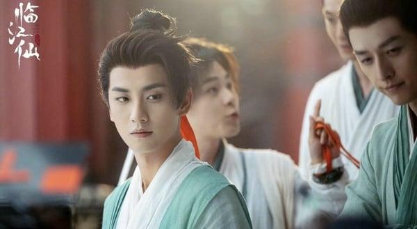 《墨雨云间》主演们的下部待播剧：王星越要和《惜花芷》的“她”配、吴谨言下部更癫？