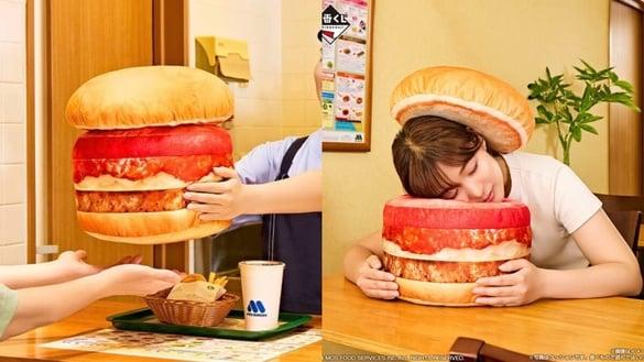 “摩斯汉堡”也来玩一番赏？摩斯汉堡靠垫、菜单毛毯、薯条提袋必收，最后一抽太有趣！