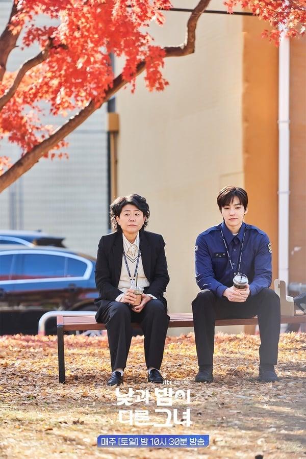 近期Netflix韩剧观看次数排行！《妈妈朋友的儿子》打败《她的日与夜》登第2，冠军是它 娱乐 图2张