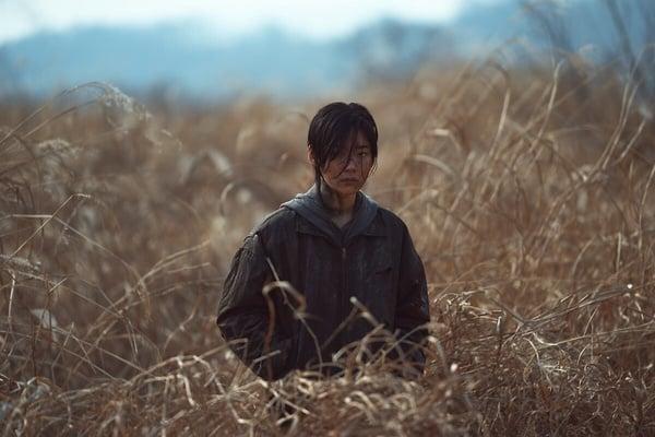 “黑色电影教父”朴勋政经典作品：金多美《魔女》系列必看，网敲碗《暴君》第二季！ 娱乐 图3张
