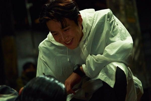 “黑色电影教父”朴勋政经典作品：金多美《魔女》系列必看，网敲碗《暴君》第二季！ 娱乐 图5张