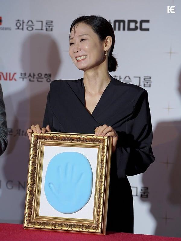 《贞淑的推销》金善映10件事：小人物专业户、曾因胸部大自卑，《请回答1988》一举成名 娱乐 图12张