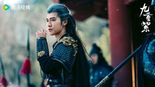 古装剧《九重紫》李昀锐9件事！有双胞胎哥哥，两次演赵露思男二，是《星汉灿烂》袁慎