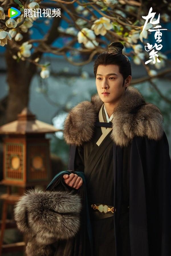 古装剧《九重紫》9男星穿时装！李昀锐六块肌身材超好，全伊伦帅炸，有位“小吴彦祖”