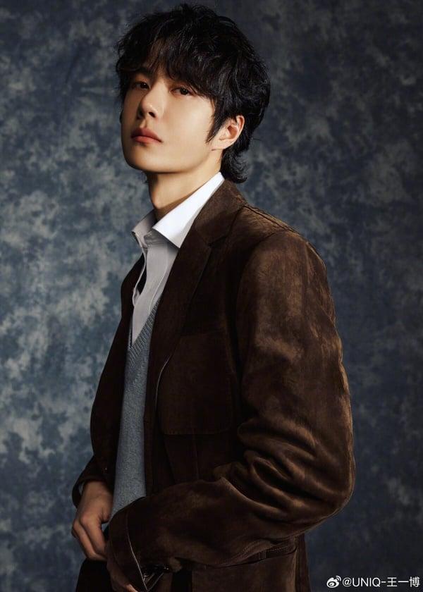 外网票选“全球最帅”男星TOP10!王一博第10,《问问星星吧》李敏镐第6,冠军真的帅! 内容图1 新潮社-实时最新热点娱乐时尚美妆等新闻资讯网站! 外网票选“全球最帅”男星TOP10!王一博第10,《问问星星吧》李敏镐第6,冠军真的帅!