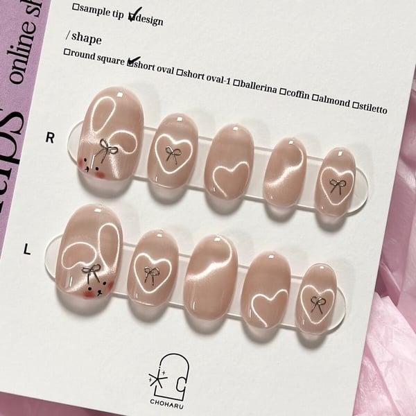 猫眼美甲款式范本25款：简约渐变猫眼、爱心猫眼，“摩卡慕斯色猫眼”小红书热搜爆款！