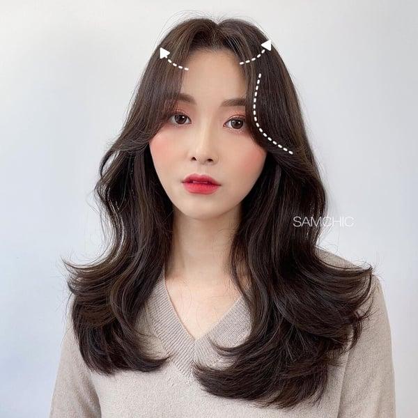 我适合剪刘海吗？不同脸型适合浏海分析，发际线、卷度都是重点，这脸型剪浏海显脸小