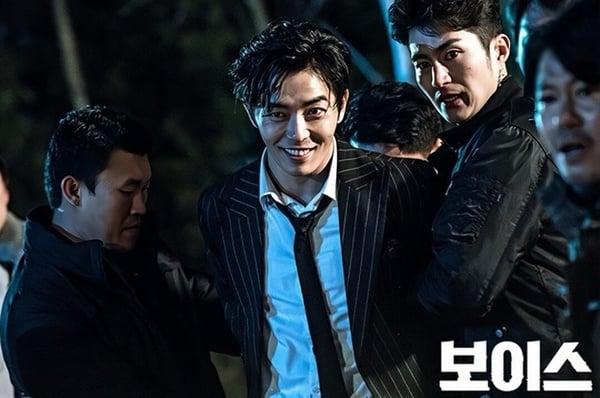 日网票选“韩剧最惊艳反派”TOP10：《Voice》金材昱最吓人，《黑暗荣耀》全宰寯演太好