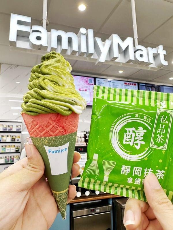 抹茶控开吃！全家霜淇淋4月推“抹茶霜淇淋”，联名日本伊藤园推浓郁抹茶霜淇淋必吃 最新 图3张