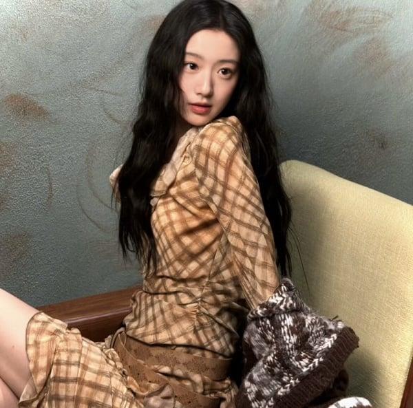 关于《韶华若锦》包上恩的七件事：从美貌出圈到累积作品，被评待爆新锐小花！