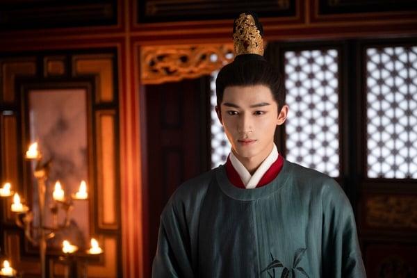 网评2025古装剧「新一代古装美男」TOP9!《折腰》刘宇宁被吐槽，张凌赫第5，冠军确实帅 娱乐 图8张