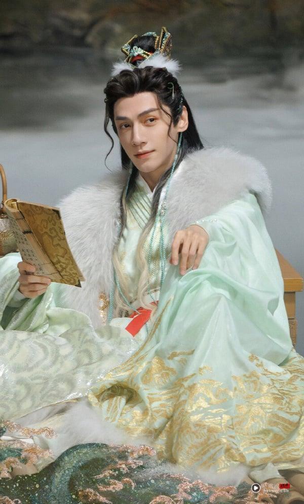 网评“最期待他新剧”电视剧男星TOP10！《折腰》刘宇宁第7，张凌赫第5，冠军是王炸组合 娱乐 图1张