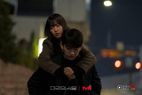 Netflix《未知的首尔》好看吗？朴宝英遭职场霸凌引共鸣，韩网赞“治好追剧倦怠期” 娱乐 图3张