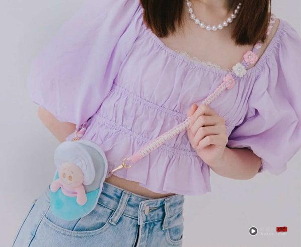 7-11“爱丽丝小牡蛎”快闪购！3款小牡蛎珍珠吊饰、公仔支架、手机背夹配件袋可爱必收 最新 图3张