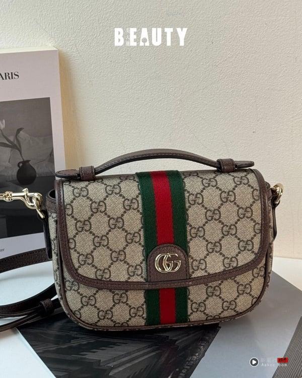 编辑推荐｜2025最新话题“精品老花包”评比：LV、Dior抢翻，CELINE这款中国台湾询问度最高 时尚 图11张