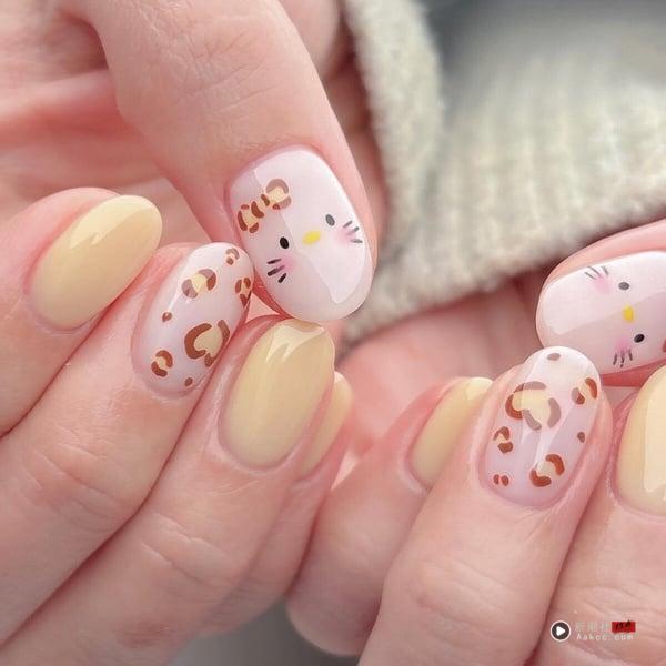 IG 爆红 “Hello Kitty 美甲范本”整理：立体猫耳朵超可爱、晒黑Kitty指定率最高！ 最新 图13张