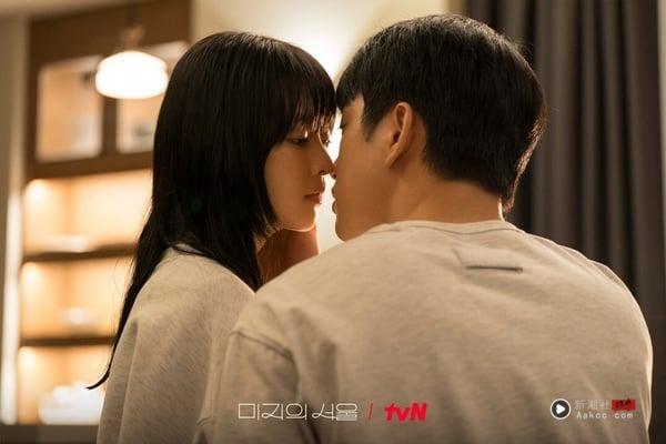 8部“重启人生”题材韩剧！《未知的首尔》精彩封神，还有2部冷门好剧“一面倒零负评” 娱乐 图2张
