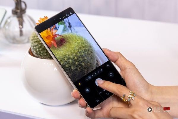 不只iphone16值得买！2025新机推荐：三星Galaxy S25 Ultra神机、小米升级徕卡拍照强 最新 图2张