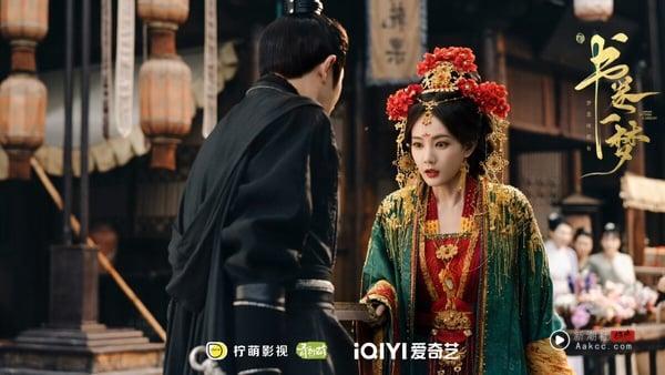 刘宇宁&李一桐《书卷一梦》开播爆好评！剧情太癫红上热搜，真实揭发娱乐圈内幕引热议 娱乐 图5张