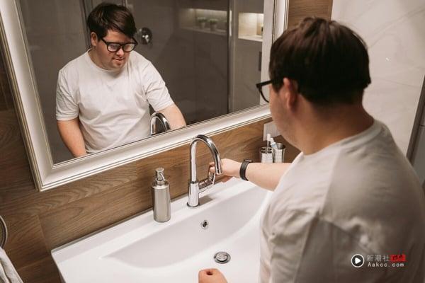 什么是“浴室露营”？厕所成为年轻世代的避难所，片刻休息疗愈心灵能量！ 最新 图11张