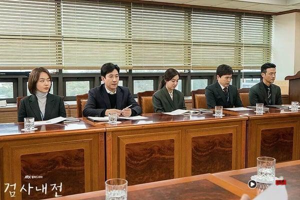 不输《瑞草洞》！剧荒值得追的“Netflix隐藏神剧韩剧”！两部部破9分好剧错过真的可惜 娱乐 图1张