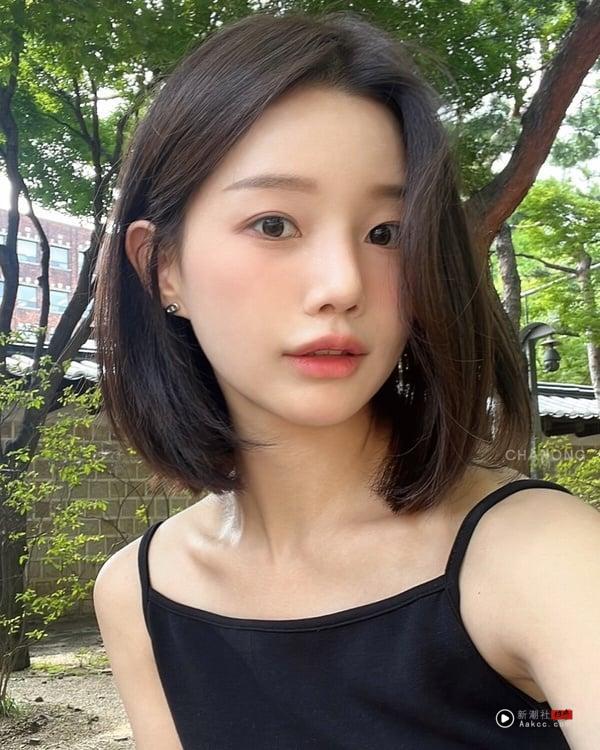 短发为什么翘一边？发型师“短发好整理”技巧，自然卷、细软发更好整理、不乱翘 最新 图1张