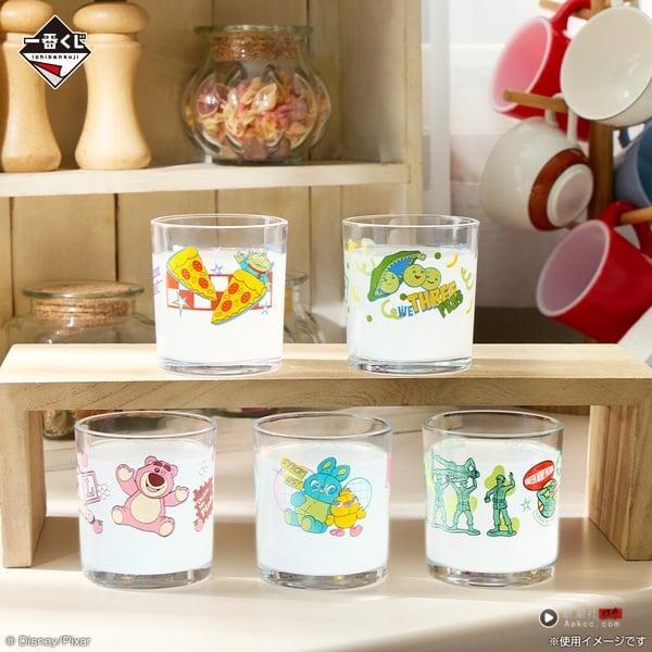 7-11“玩具总动员一番赏”登场！30周年模型、三眼怪火箭灯&小靠垫太萌，最后一抽必收 最新 图5张