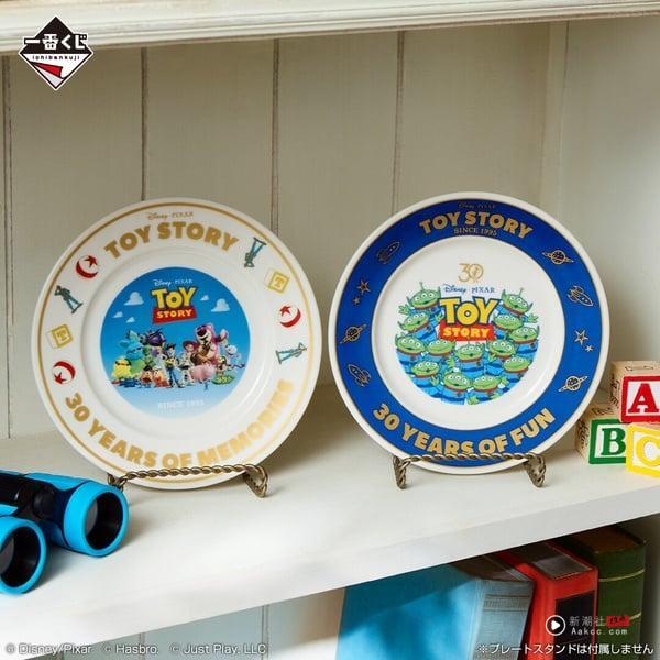 7-11“玩具总动员一番赏”登场！30周年模型、三眼怪火箭灯&小靠垫太萌，最后一抽必收 最新 图4张