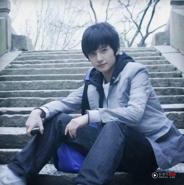 9位“旧照零差异”电视剧男星！《凡人修仙传》杨洋《书卷一梦》刘宇宁没变，第9位最惊人 娱乐 图3张