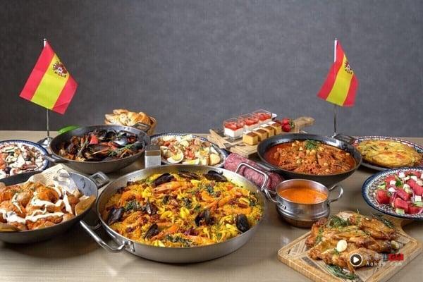 买一送一！8月生日优惠餐厅：饭店吃到饱免费、王品买一送一，马辣鲍鱼吃到饱！ 最新 图7张
