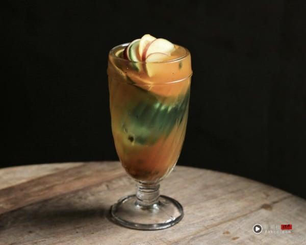 “波哥茶饮”推荐菜单TOP10！波哥综合新味、炒糖鲜奶茶高人气，蛋沙拉吐司也要吃！ 最新 图10张