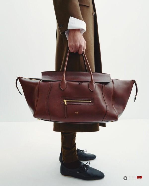2025 IT Bag 很眼熟？Balenciaga 机车包、CELINE 笑脸包、Chloé 锁头包经典回归！ 时尚 图9张