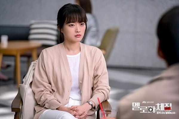 “社畜超有感”韩剧TOP8：《瑞草洞》吐无奈心声，《未知的首尔》未来的处境心酸又真实 娱乐 图5张