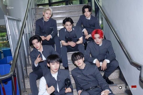 五首Kpop偶像写给粉丝的“Fan Song”：那些没说出口的感谢与约定，都唱进这些旋律里了 娱乐 图4张