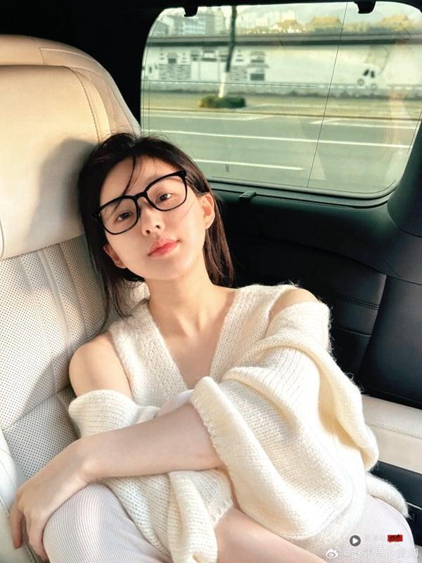 赵露思直播9大金句：“工作不就是为了更好的生活吗？但是后来就发现没有生活了。” 娱乐 图7张