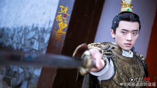 《云之羽》丞磊8件事！ 原先是临演，私下竟然爱跑酷，撞脸陈冠霖，新剧合作罗云熙！