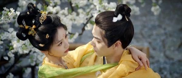 《子夜归》开播热度飙升！田曦薇、许凯CP感十足，有望成为下部古装黑马