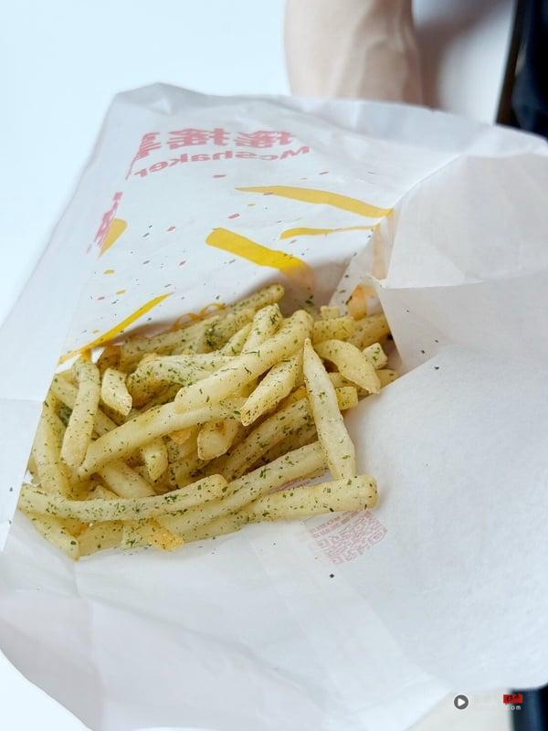薯条控开吃！麦当劳必吃“摇摇薯条”8/27开卖，经典海苔、葱辣口味要吃 最新 图3张