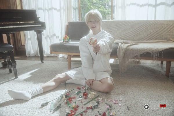 崔杋圭十件事：TXT 最后一块拼图、长发短发都帅，自作曲“Panic”展现才华与魅力！ 娱乐 图1张