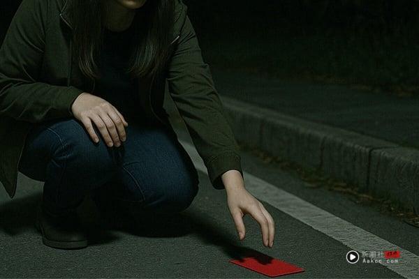 迷信还是真有其事？网传10大“招鬼”行为：拍肩、吹口哨，“这举动”鬼月千万别做！ 最新 图5张