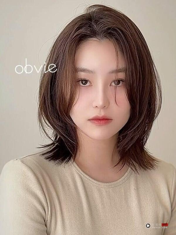 锁骨发范本25款：层次内弯、直发适合脸型解析，不烫也好看！ 最新 图20张